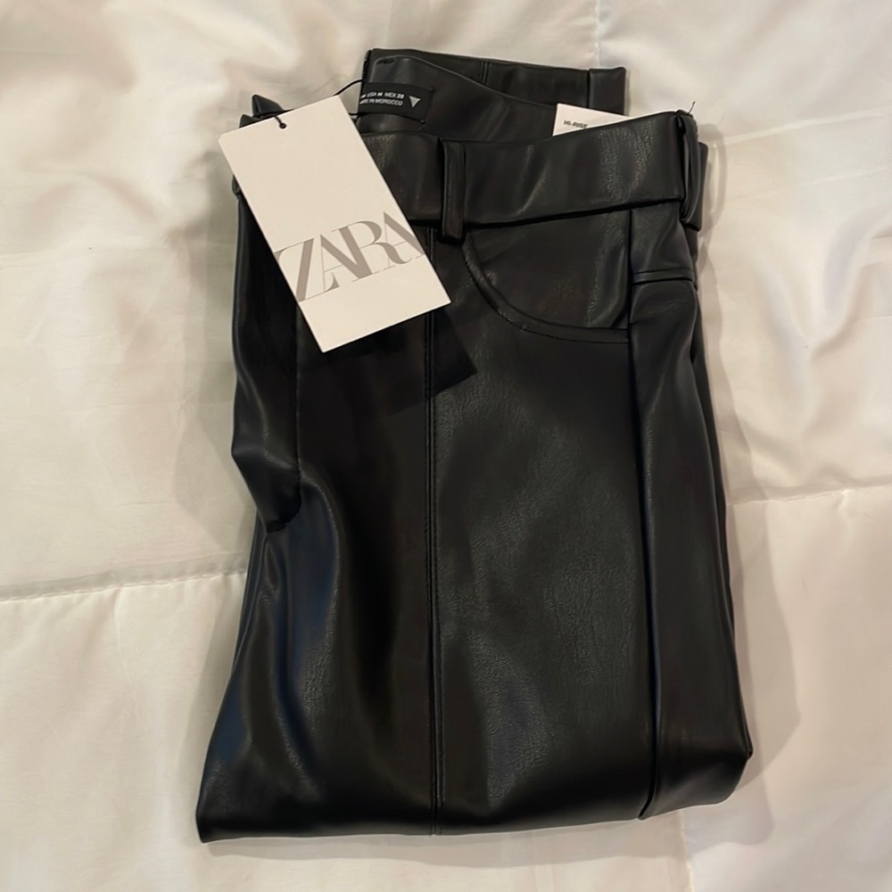 COPY - Black Zara faux leather leggings.